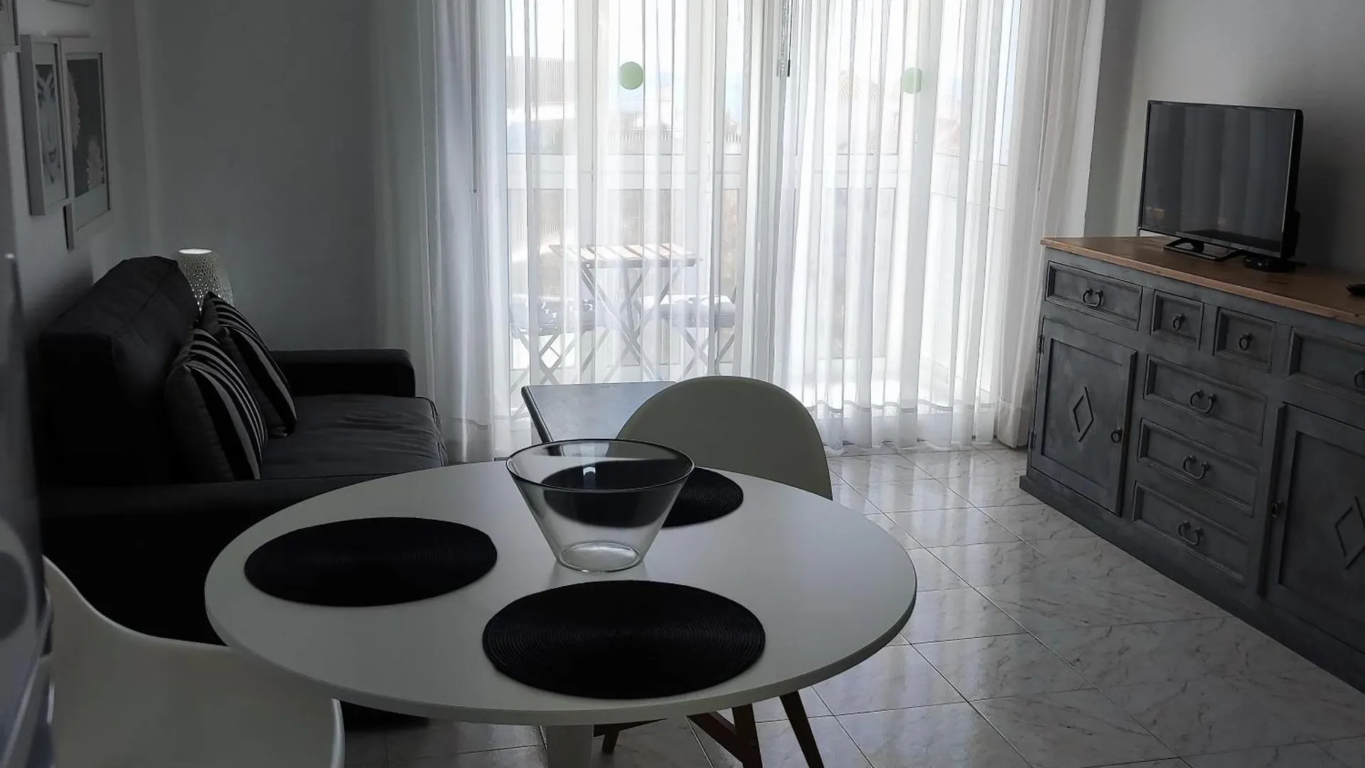 Apartment Nerja Gaviota Holidays Piscina Y Playa Spain