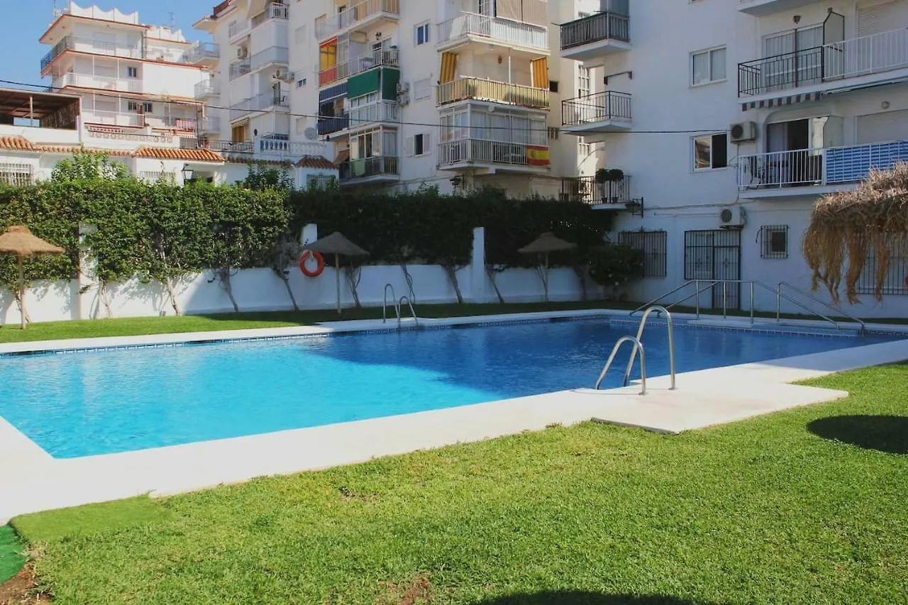 Nerja Gaviota Holidays Piscina Y Playa Spain